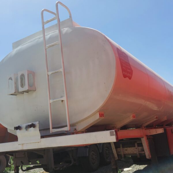 تریلی حمل سوخت