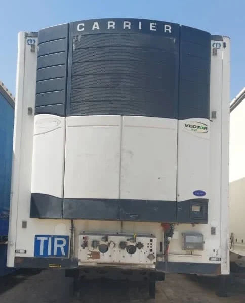 تریلی یخچالی اشمیتز مدل 2010 با موتور کریر