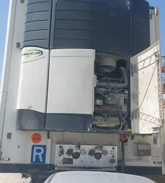 تریلی یخچالی کرون با موتور کریر