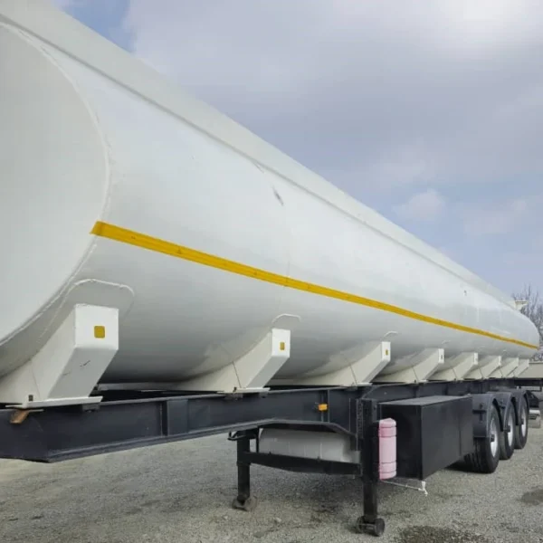 نمای کامل تانکر چهار مواد 36 هزار لیتری مدل 1403، طرح ماموتی