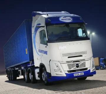 کشنده ولوو FH Aero 500 با طراحی کشیده