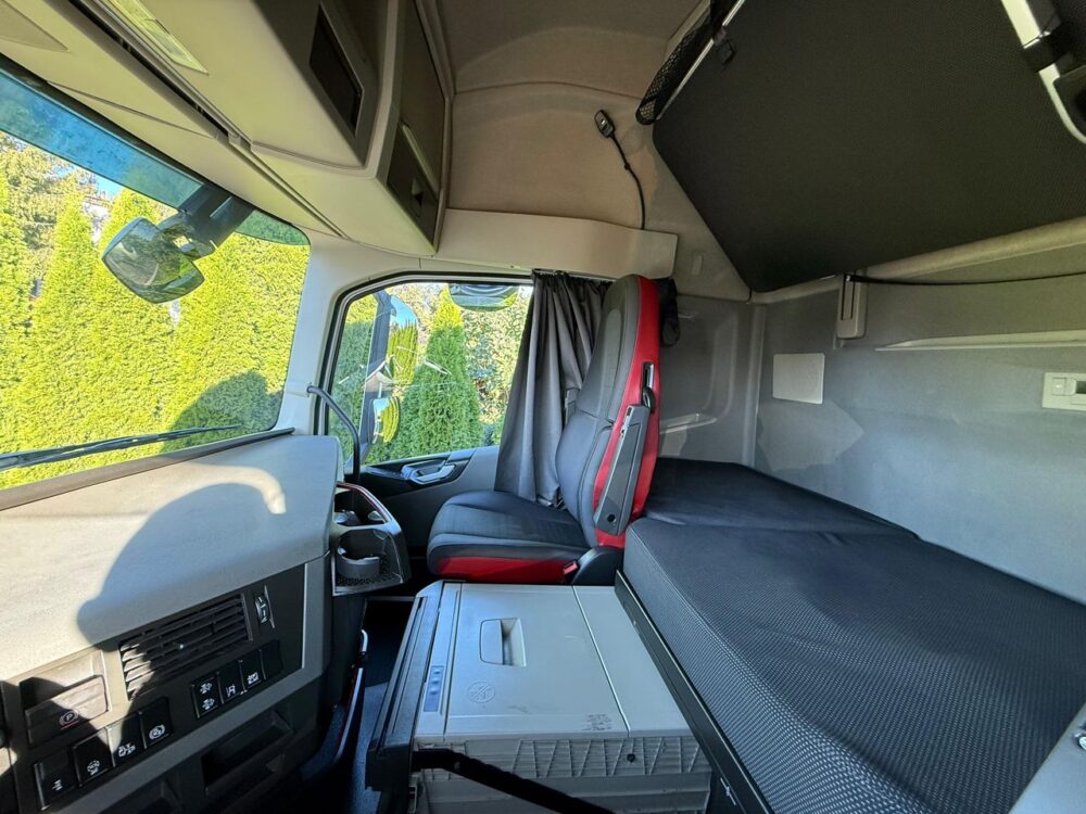 ولوو FH500(کدB17) - تصویر 9