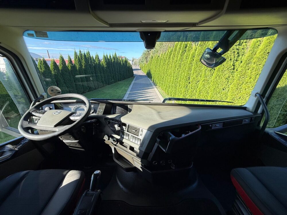 ولوو FH500(کدB17) - تصویر 10