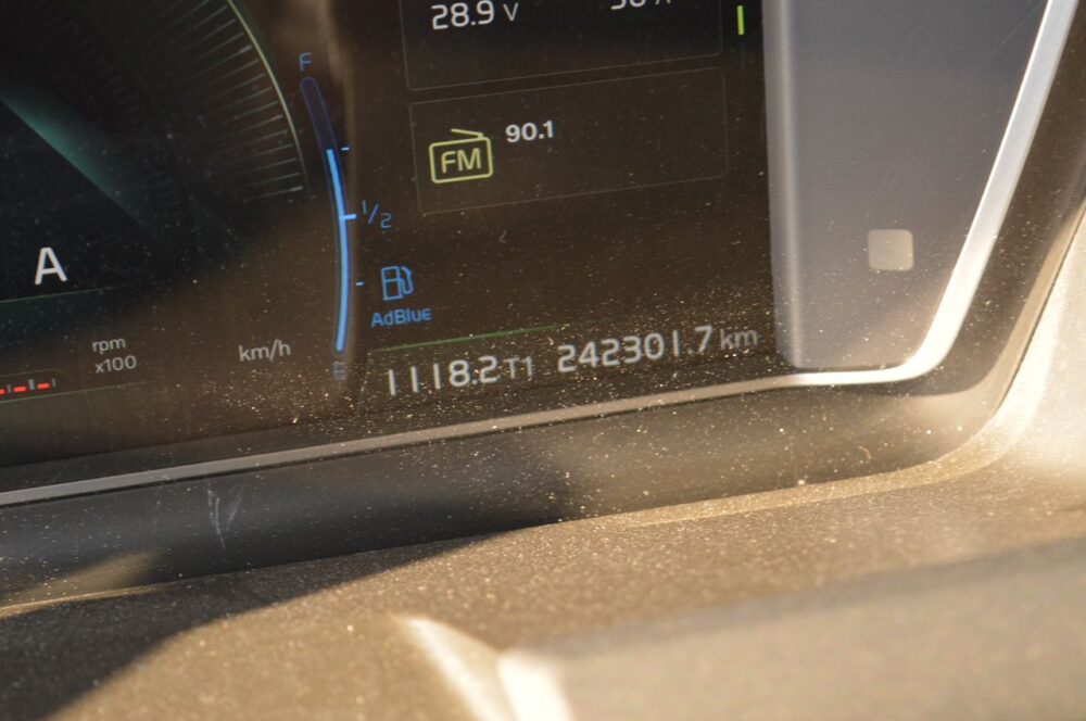 ولوو FH500(کدB16) - تصویر 6