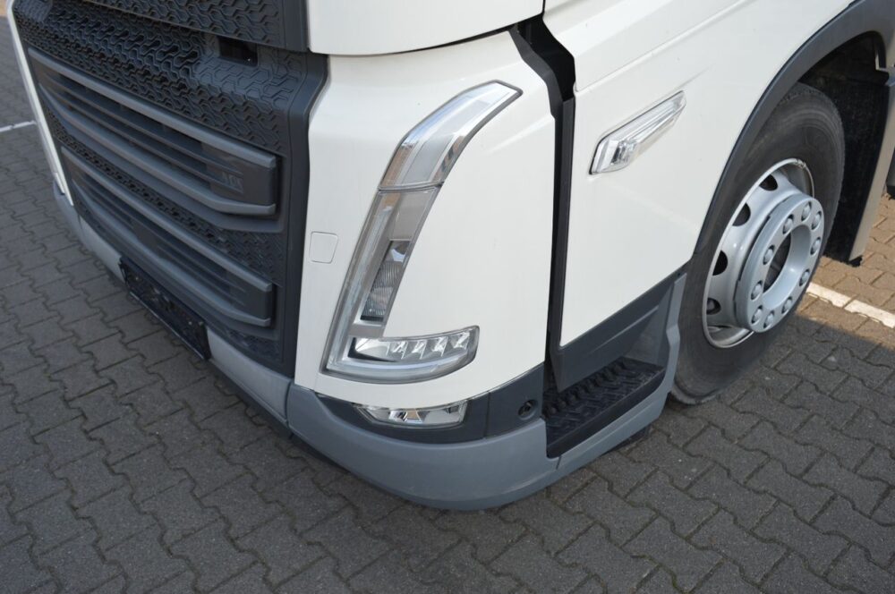 ولوو FH500(کدB16) - تصویر 9