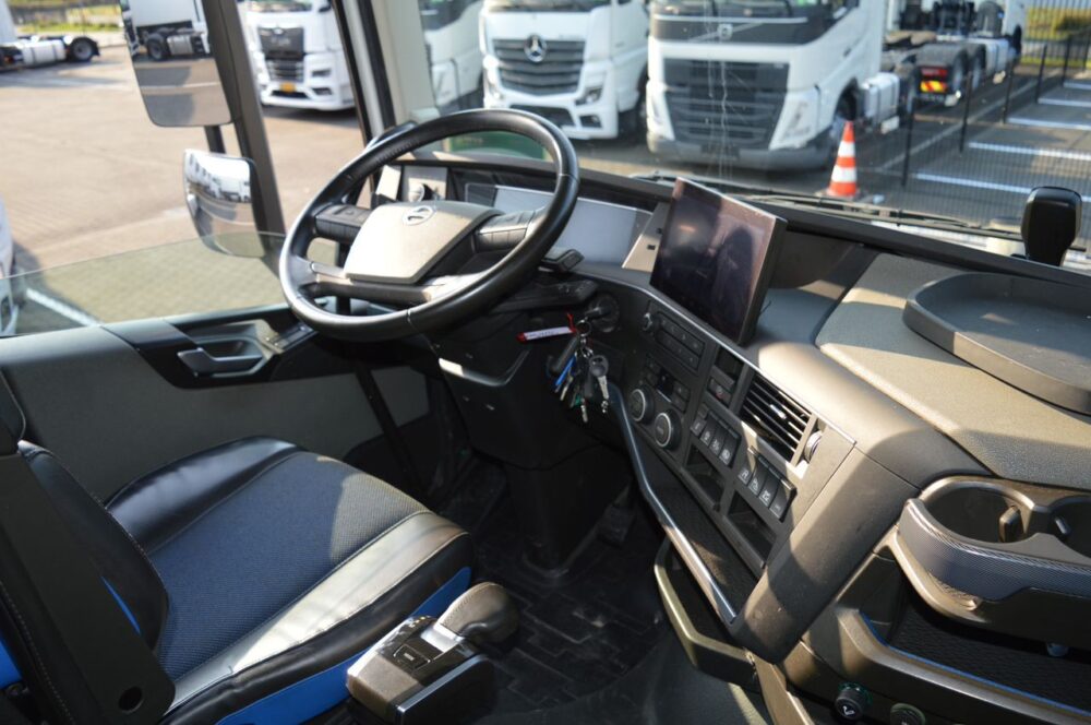 ولوو FH500(کدB16) - تصویر 13