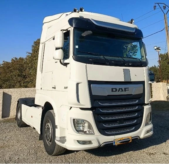 کشنده داف XF480 مدل 2020، بی رنگ و فول کامل