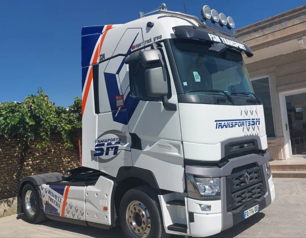 کشنده رنو T520 High مدل 2020، بی رنگ و فول کامل