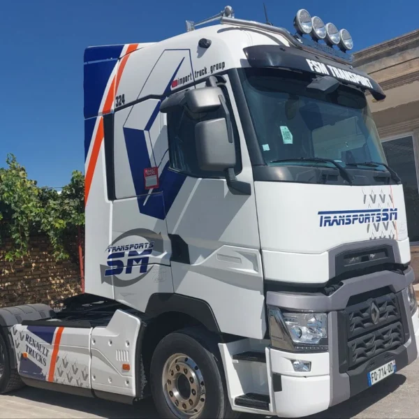 کشنده رنو T520 High مدل 2020، بی رنگ و فول کامل