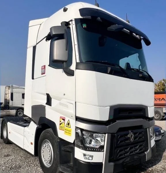 کشنده رنو T520 مدل 2020 بدون رنگ با ریتارد گیربکس