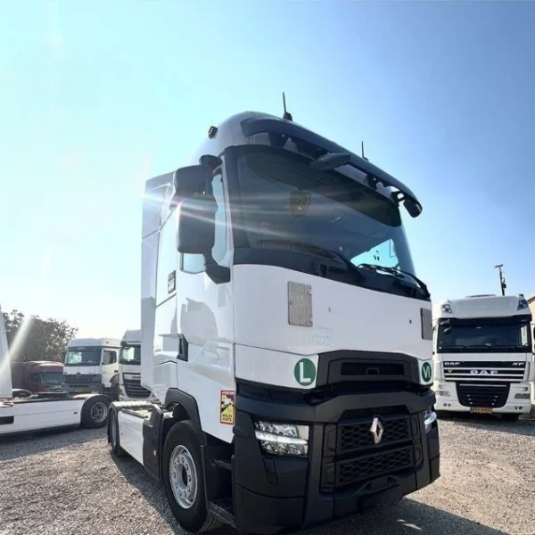 کشنده رنو T480 مدل 2022 بدون رنگ و مجهز به ریتارد موتور