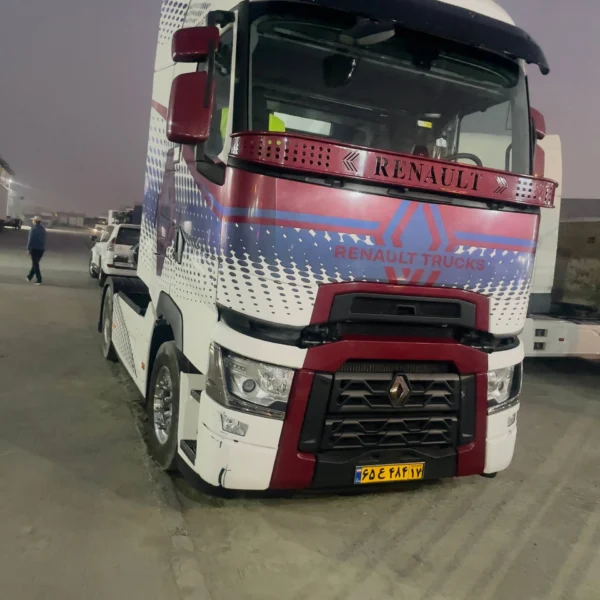 کشنده رنو T520 مدل 2021 سقف بلند بدون رنگ با فلاپ اصلی