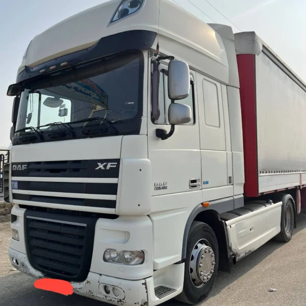 کشنده داف XF 460 مدل 2013 بدون رنگ با کولر درجا