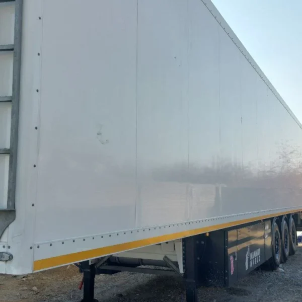 یخچال تریلی ماموت مدل 1403 با موتور SL 200e و زیربندی SAF